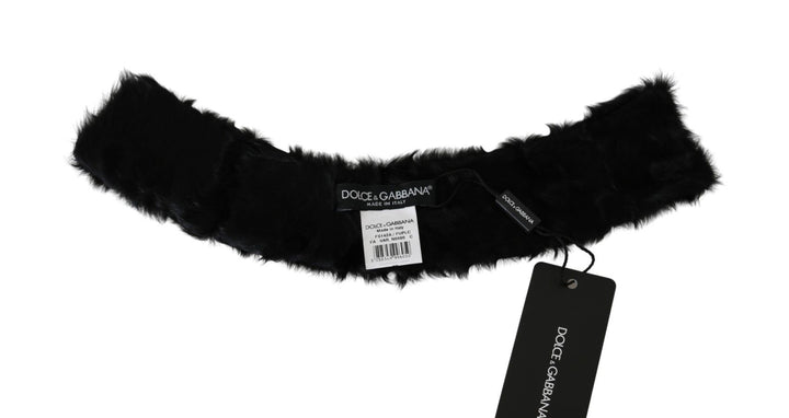 Elegant black lambskin scarf