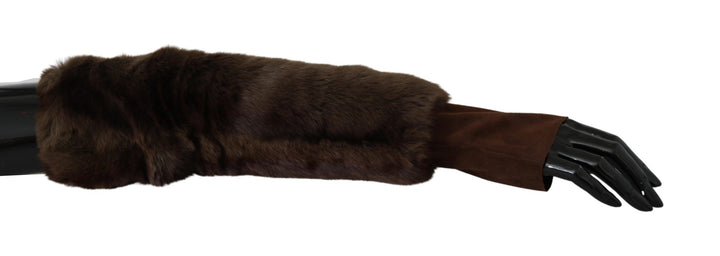 Braune ellenbogenlange fingerlose Pelzhandschuhe