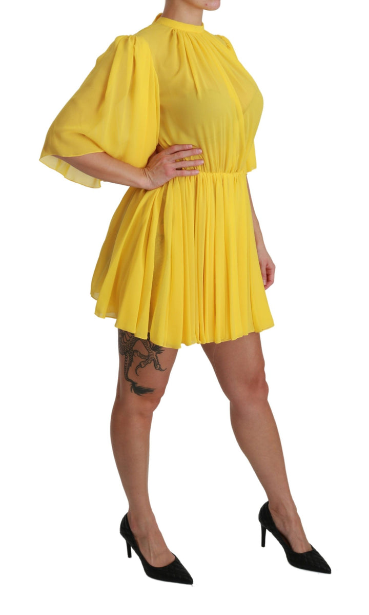 Gelbes plissiertes Minikleid in A-Linie aus 100% Seide