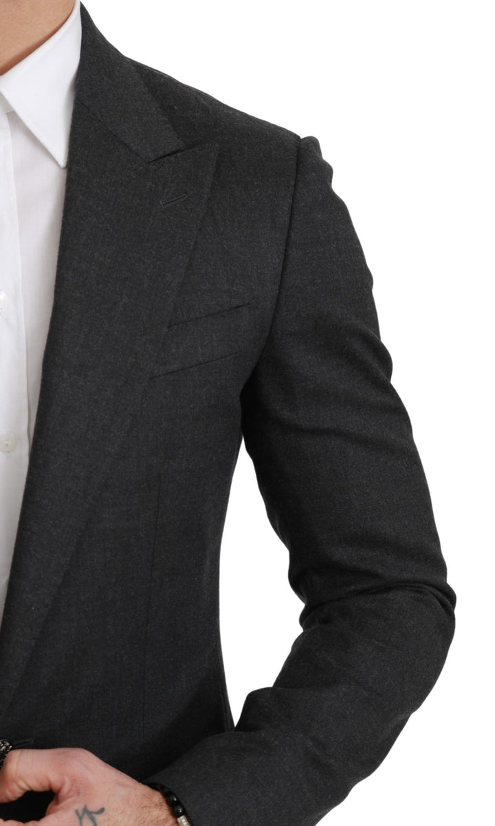 Elegant grey slim fit blazer