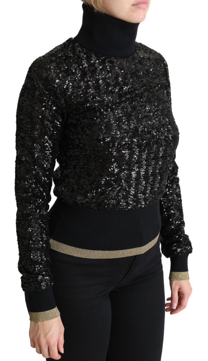 Elegant turtleneck sweater with sequins