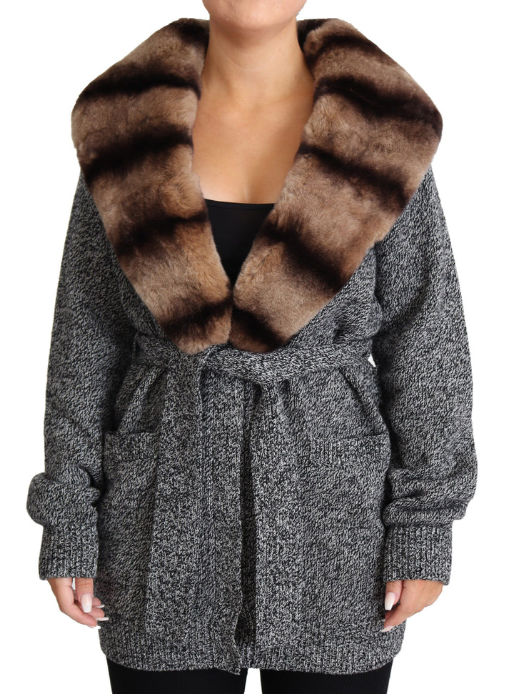 Elegant cashmere cardigan with rabbit fur collar