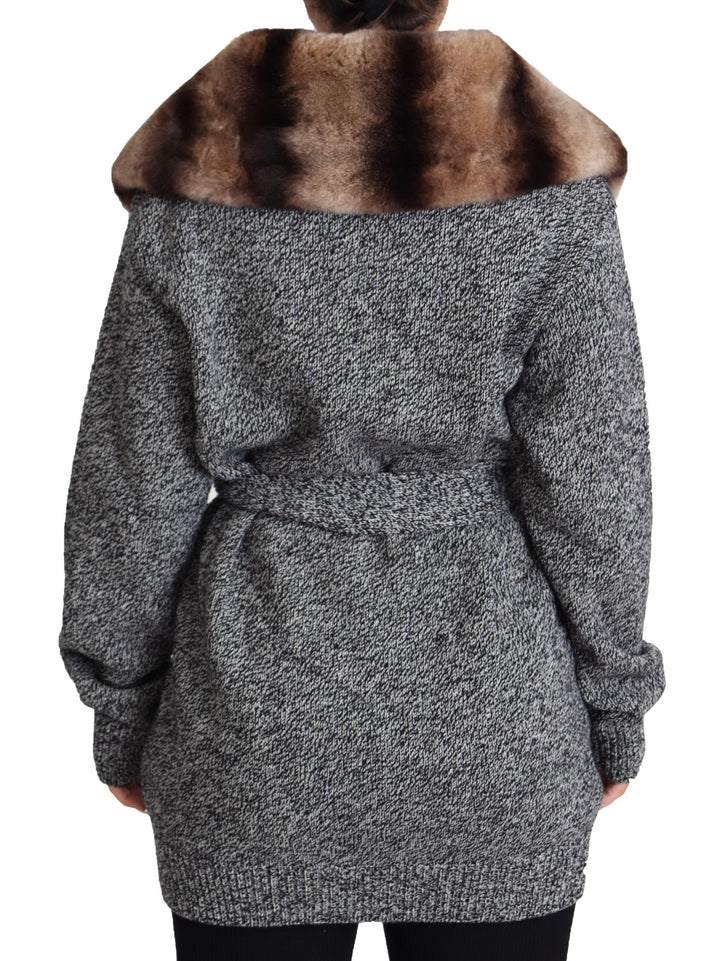 Elegant cashmere cardigan with rabbit fur collar