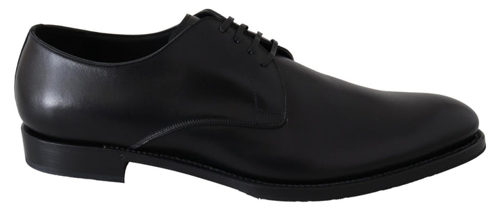 Elegant Derby shoes made of black leather