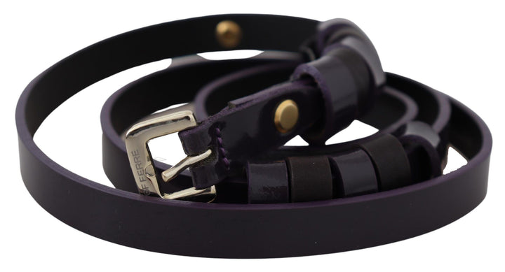 Chic black leather belt with chrome-plated, silver-colored buckle