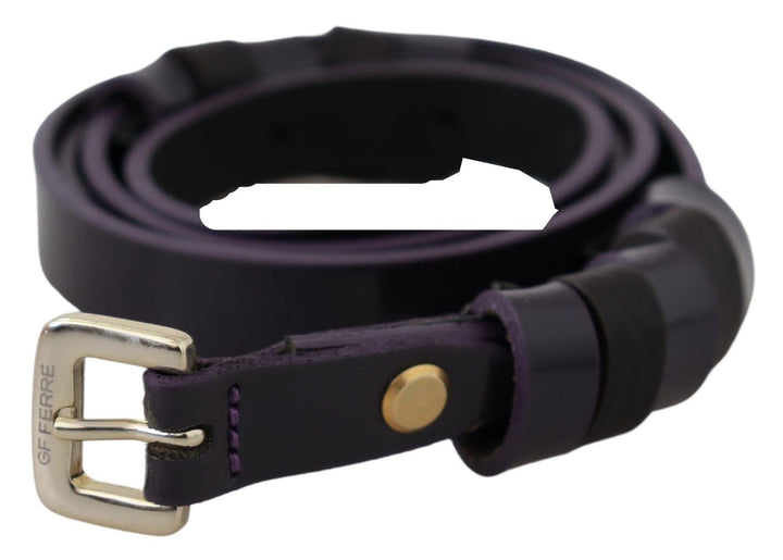 Chic black leather belt with chrome-plated, silver-colored buckle