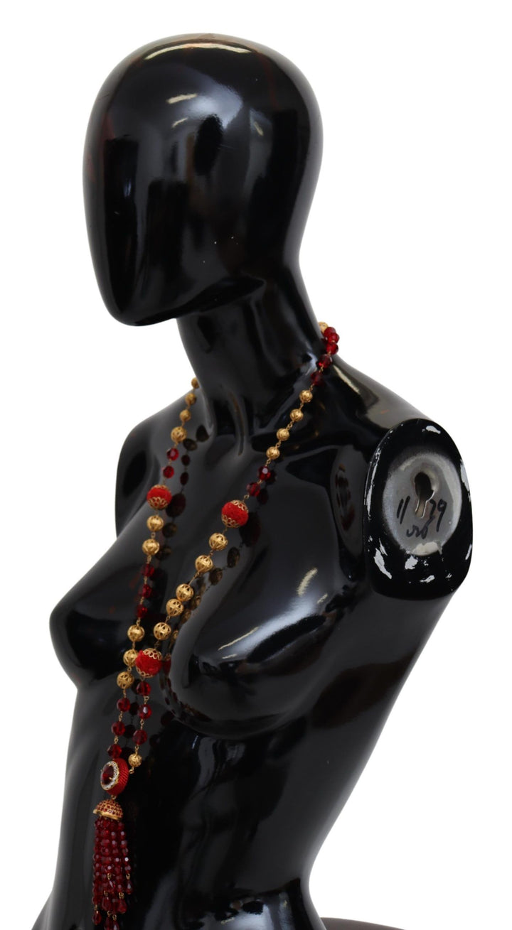 Elegant necklace with gold-plated red crystal