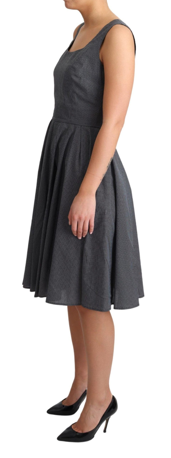 Elegant sleeveless polka dot A-line dress