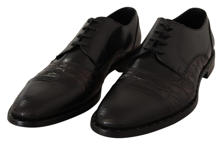 Elegant black Derby Oxford Wingtips