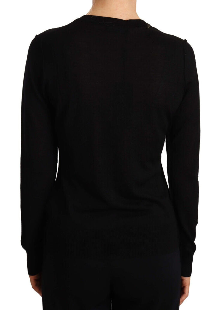 Elegant round-neck sweater made of virgin wool