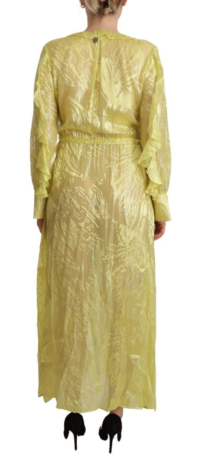 Gelbes Seidenkleid mit langen Ärmeln und tiefem Ausschnitt
