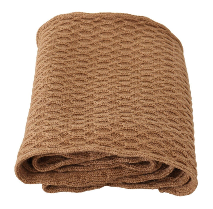 Dunkelbrauner Wickelschal gestricktes Camel-Tuch