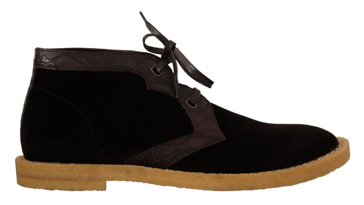 Exotische Lederstiefel aus braunem Samt