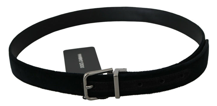 Elegant black leather belt with velvet interior