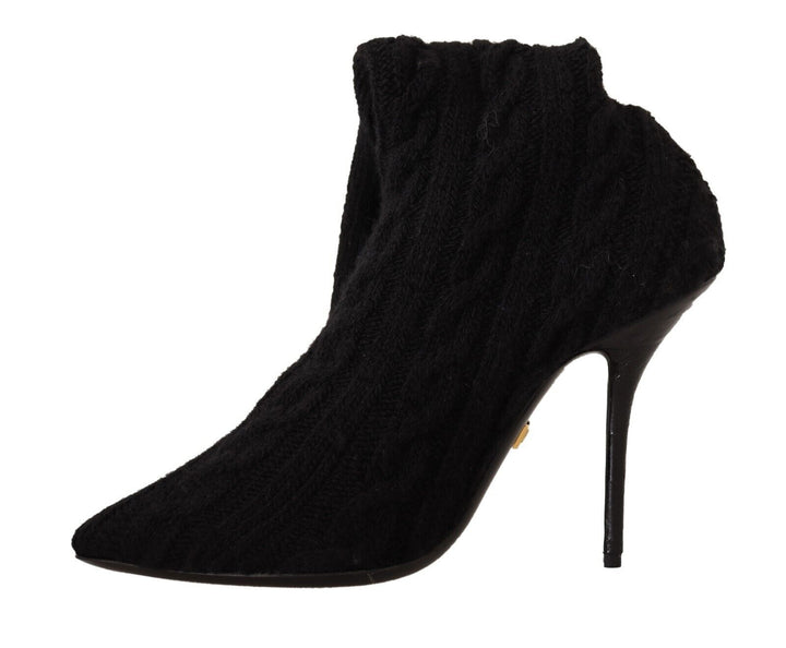 Schwarze Stretch-Socken Kniestrümpfe Schuhe