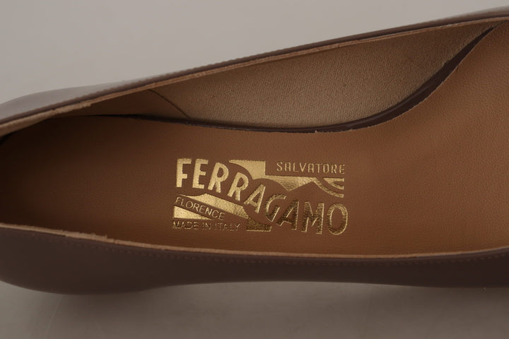 Elegante braune Kümmel-Pumps mit Vara-Schleife