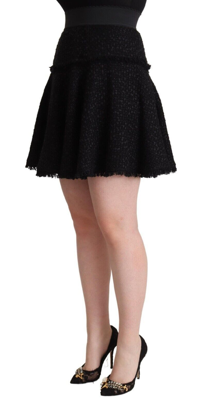 Elegant knitted A-line mini skirt
