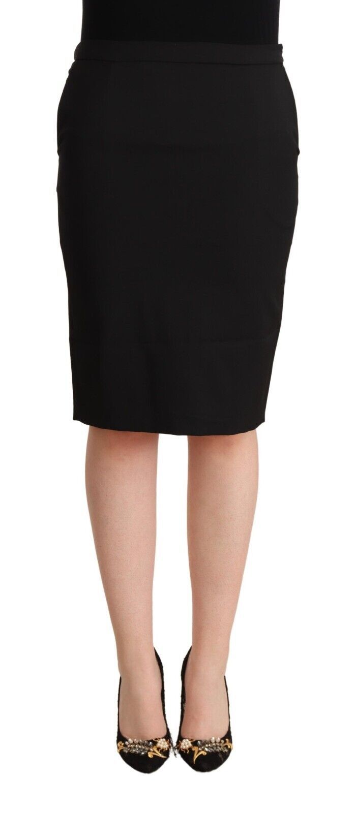 Chic knee-length pencil skirt