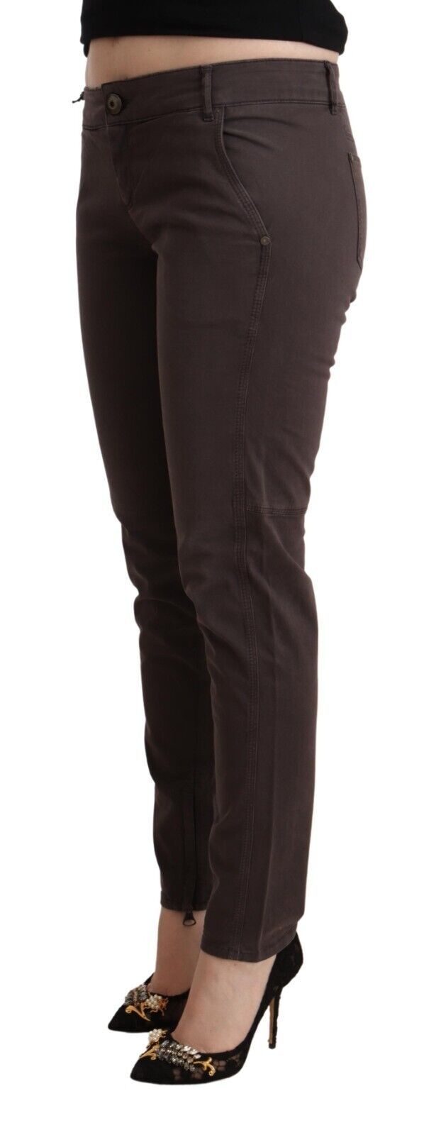 Braune Hose aus Baumwolle mit niedriger Taille und schmaler Passform