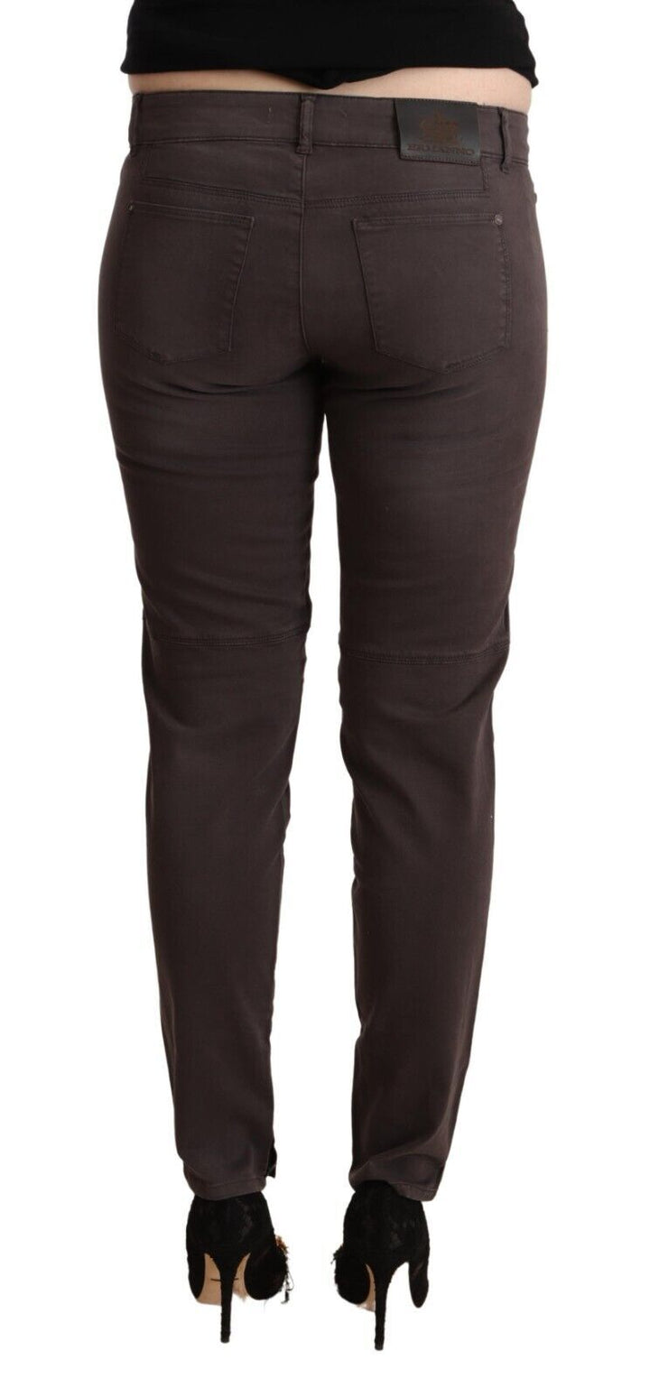 Braune Hose aus Baumwolle mit niedriger Taille und schmaler Passform