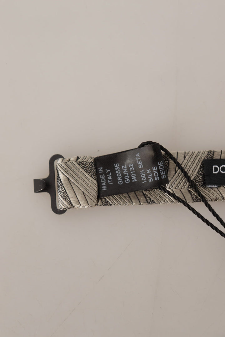 Elegant silk bow tie gray