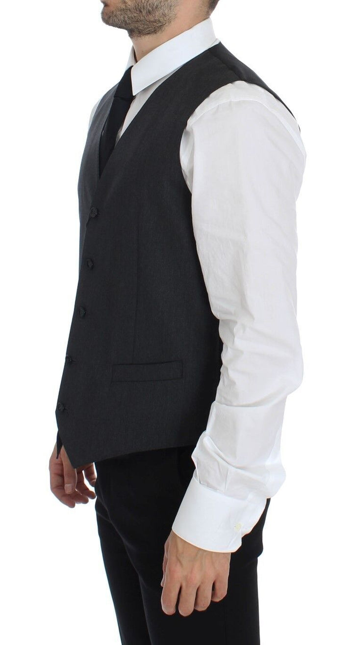 Elegant grey wool waistcoat for formal occasions