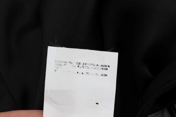 Graues Schwarzes Seidenblusentop