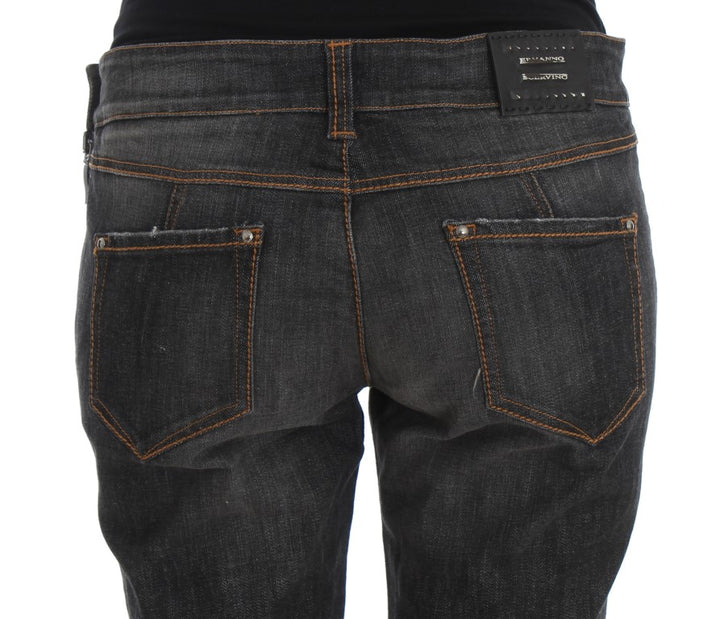 Chic slim fit jeans with grey wash