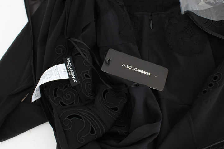 Elegant black sheath dress made of floral lace
