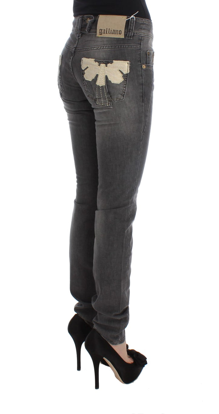 Elegant slim fit jeans with grey wash