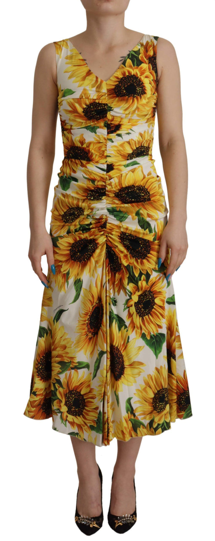 Elegant white midi dress with floral print