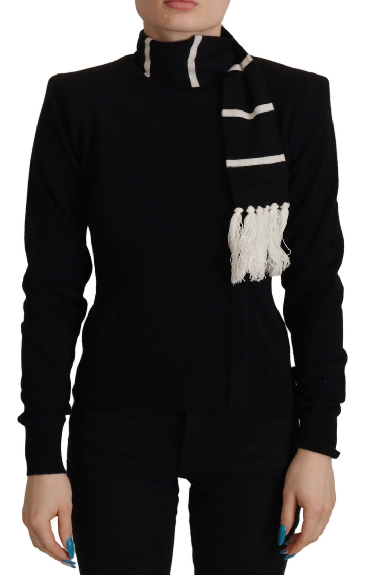 Elegant black cashmere turtleneck sweater