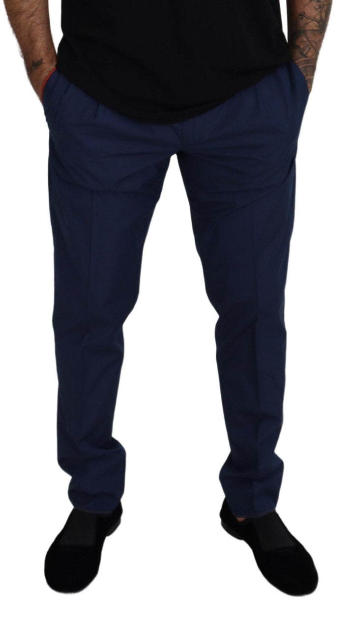 Elegant slim fit chinos made from a blue silk blend