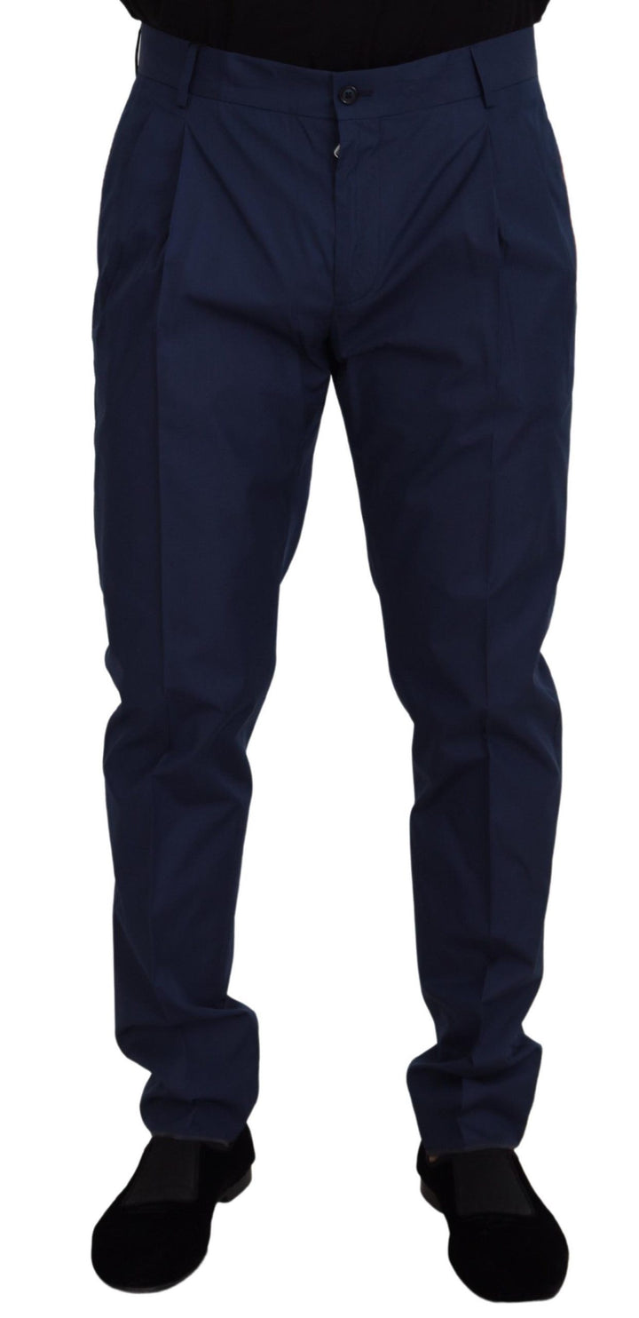 Elegant slim fit chinos made from a blue silk blend