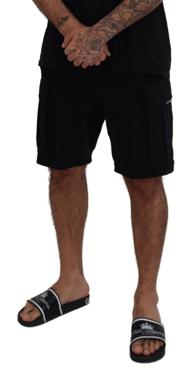 Schwarze Bermuda Cargo-Shorts aus Baumwolle