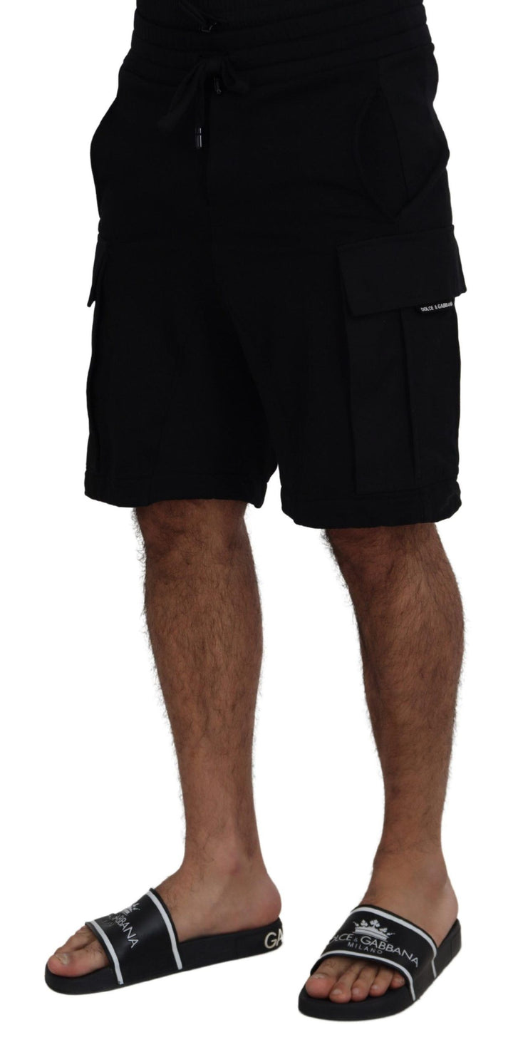Schwarze Bermuda Cargo-Shorts aus Baumwolle