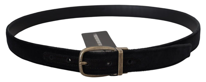 Elegant black leather belt