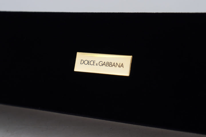 Elegant velvet jewelry storage box