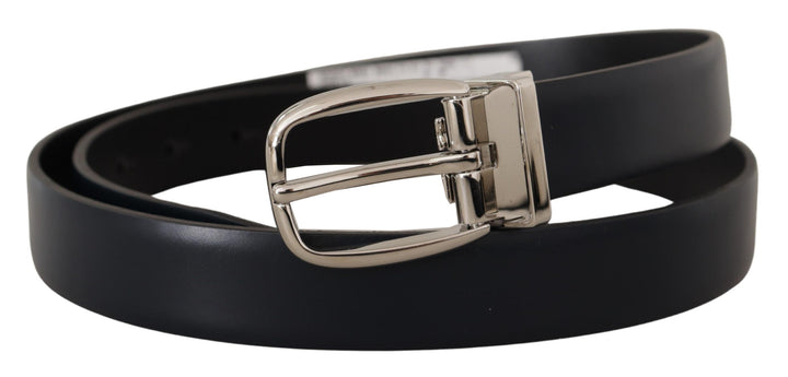 Elegant black leather belt with silver buckle