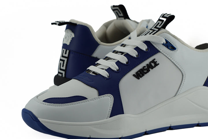 Elegant leather sneakers in blue and white