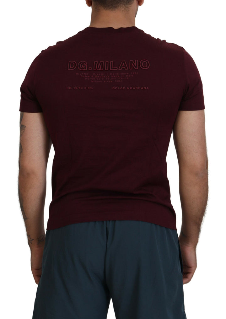 Elegant maroon round neck T-shirt