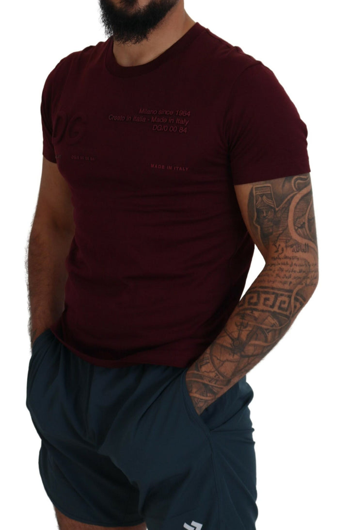 Elegant maroon round neck T-shirt