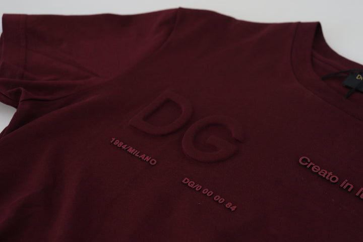 Elegant maroon round neck T-shirt