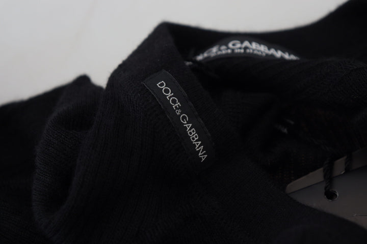 Elegant black cashmere sweater
