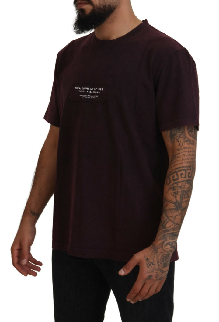 Elegant burgundy T-shirt with round neck