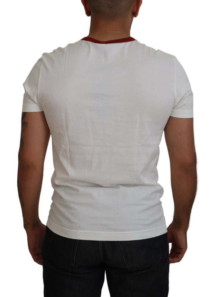 Elegant white round-neck cotton T-shirt