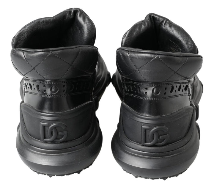 Schwarze Lederstiefel für die Freizeit