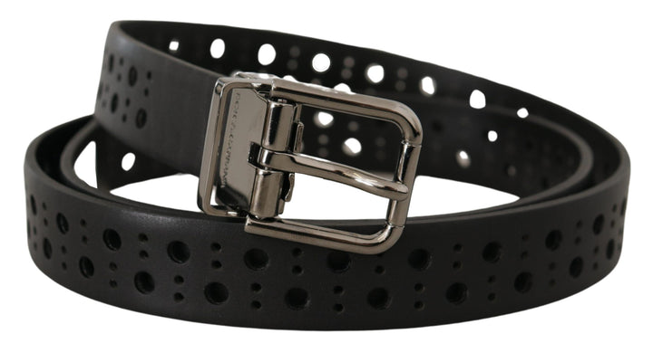Elegant black leather belt with metal buckle