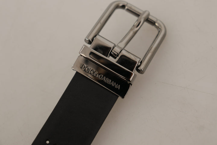 Elegant black leather belt with metal buckle