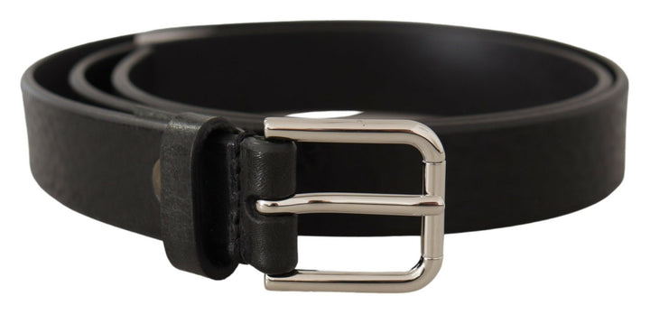 Elegant black leather belt with metal buckle